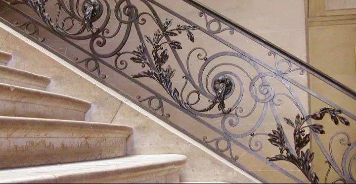 custom iron handrailing